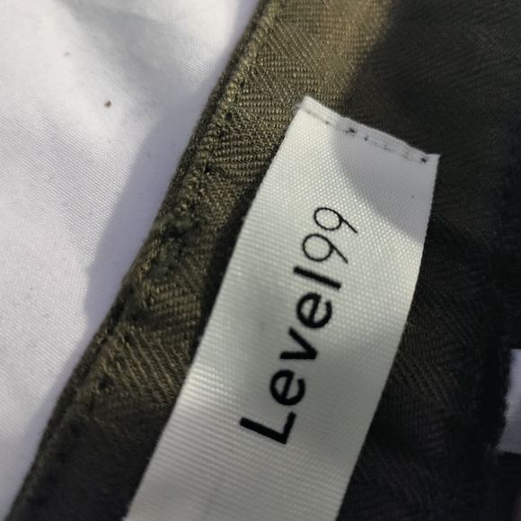 Size 31 Level 99 Linen Blend Slacks - Picture 3 of 3